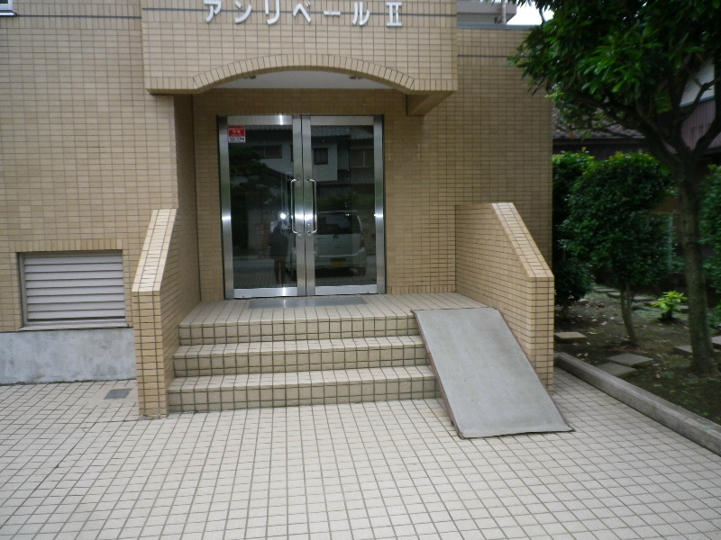 アンリベールⅡ エントランス