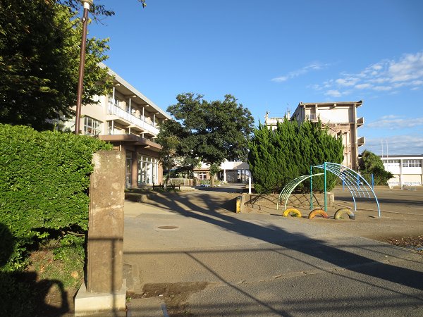 アンリベールⅡ 小学校