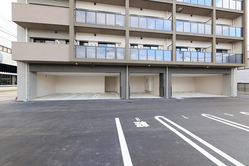 ラソース山王 駐車場