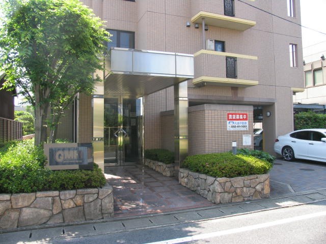 グレイスフルマンション東比恵 エントランス
