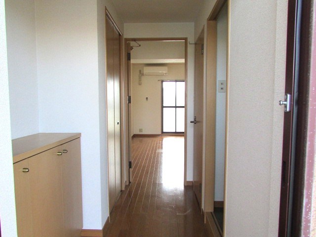 グレイスフルマンション東比恵 玄関
