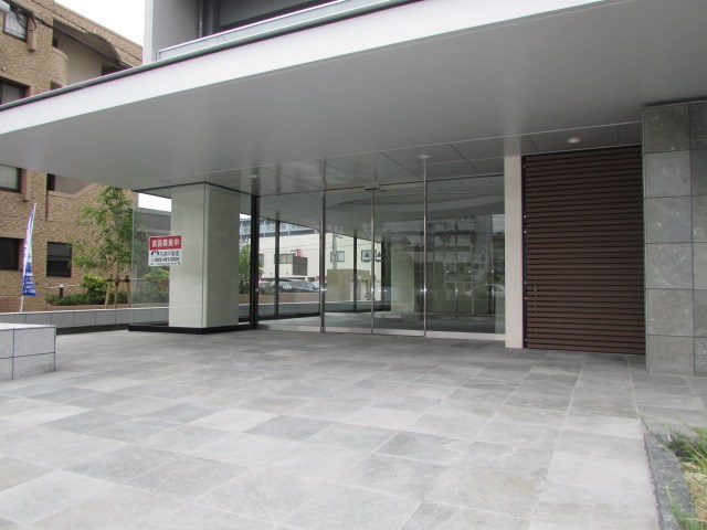 abelia エントランス