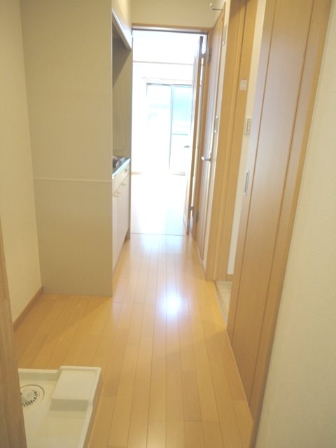 カーサルーエ 玄関