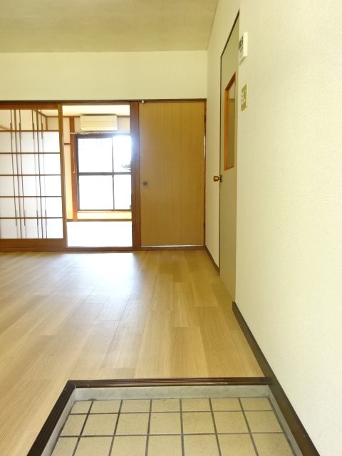第一栄コーポ 玄関