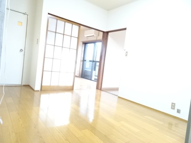 ネット９ リビング