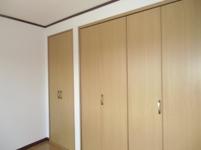マンション紺利 ベッドルーム