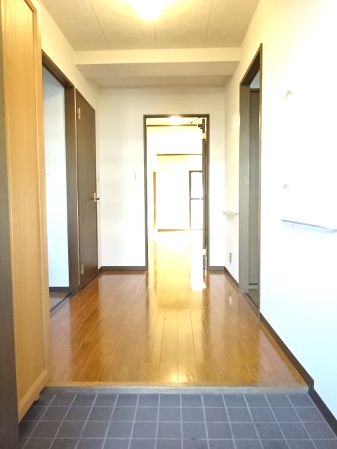 アーバンコート・タカサ 玄関