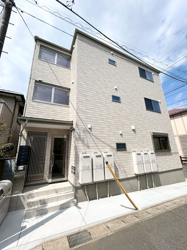 アルバート 202号室 外観