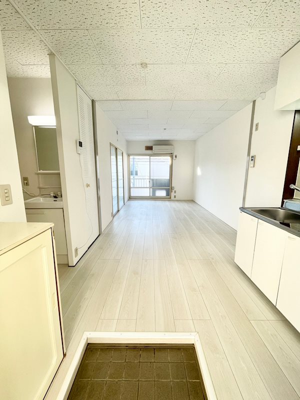 YouResidence 玄関