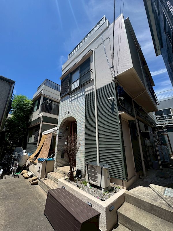 井坂邸 D号室 外観