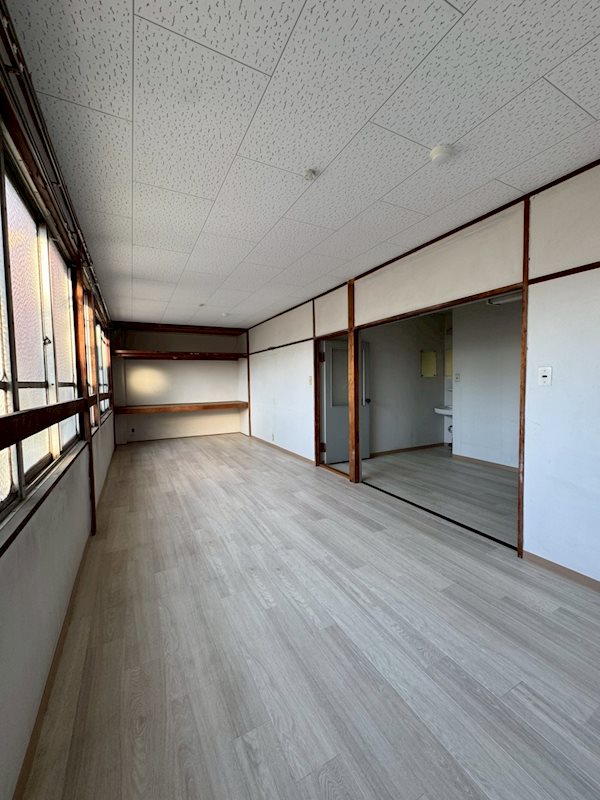 竹の塚ショッピングセンタービル リビング