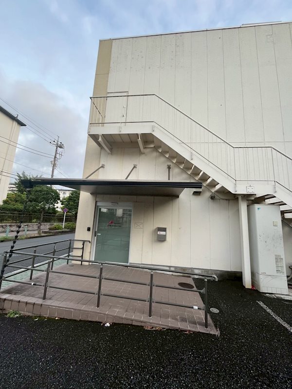 花主題ビル ベランダ