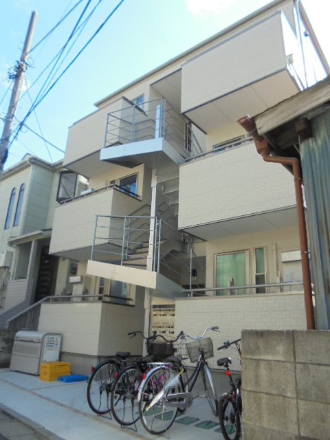 Lee　GrimⅡ  外観