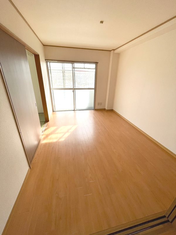 マンション紺利 ベッドルーム