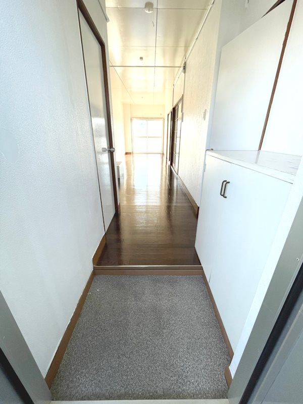 鴨下マンション  玄関