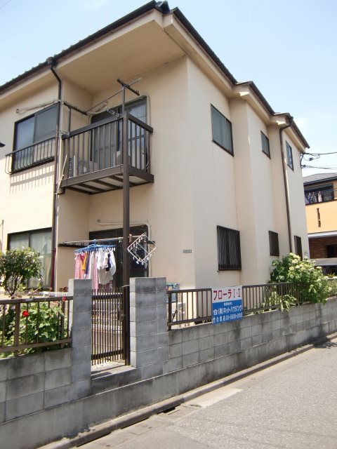 フローラⅡ 外観
