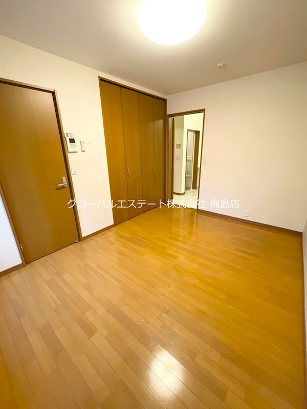 サン・スクウェア ベッドルーム