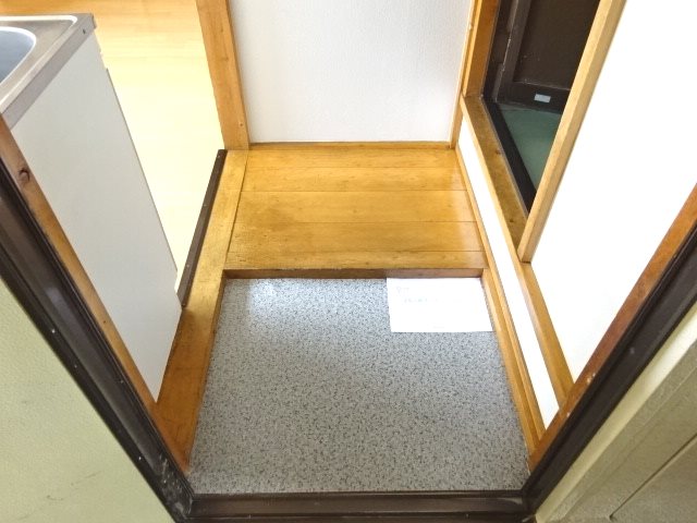 ニューハイツアサイ 玄関