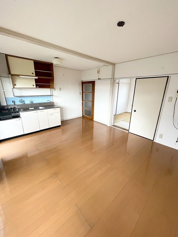 舎人吉岡ハイツ  リビング