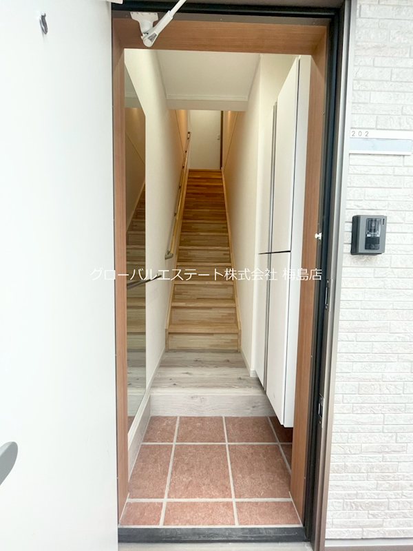 ツゥーセンナリ 玄関