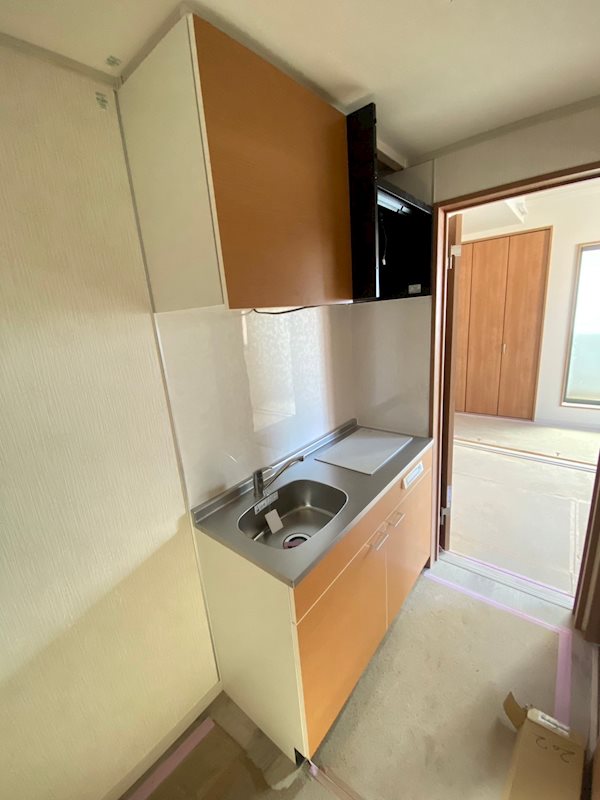 ツゥーセンナリ キッチン