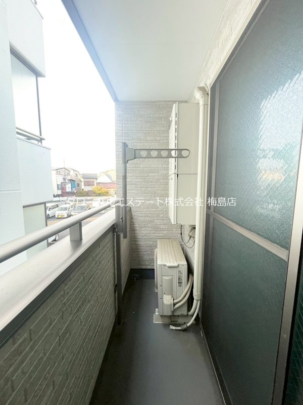 ツゥーセンナリ ベランダ