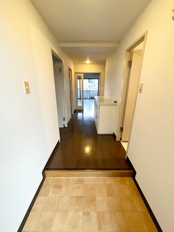 メイソンリー梅島   玄関