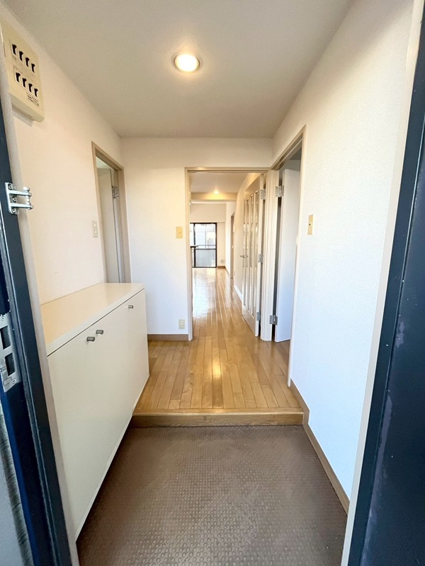 メイソンリー梅島   玄関