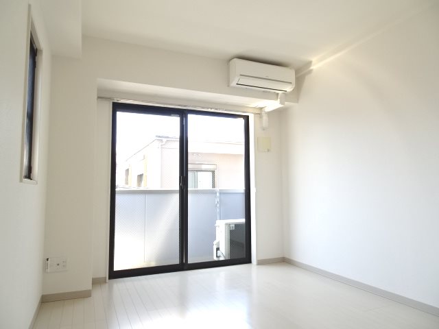 ＧＬＯＲＩＯＵＳ.Ｆ.Ｋ ベッドルーム