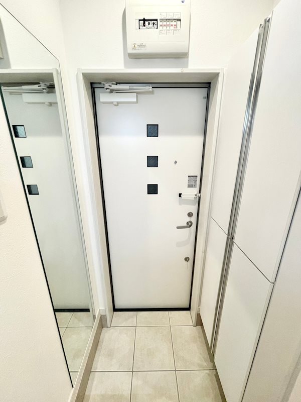 ヴィラ・コンフォールⅢ 玄関