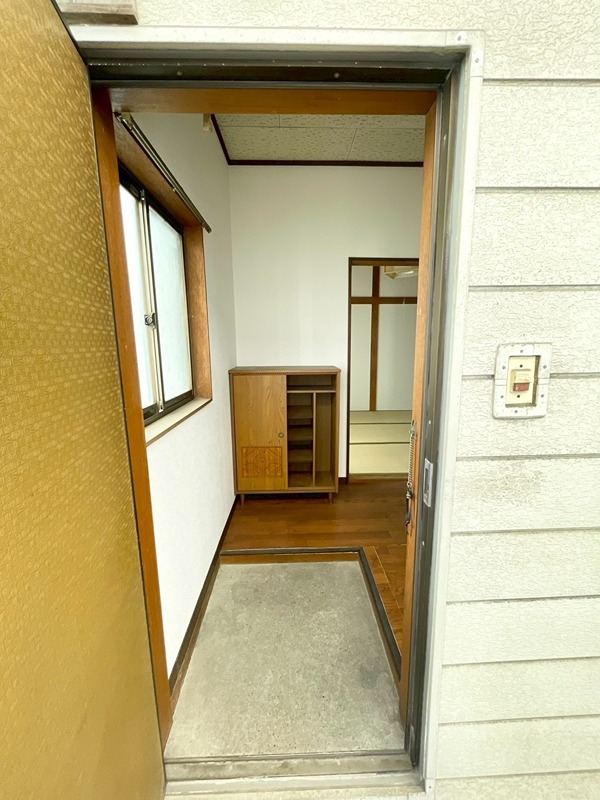 木下荘 玄関