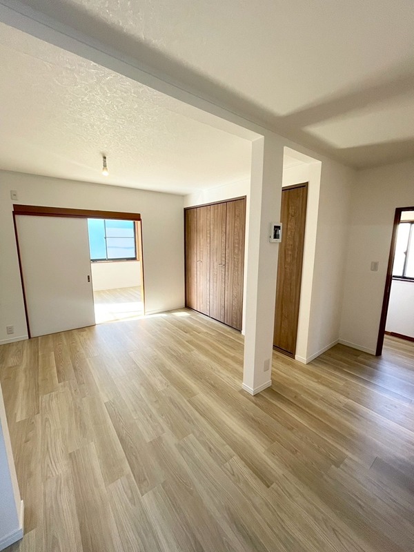 西伊興貸家 リビング