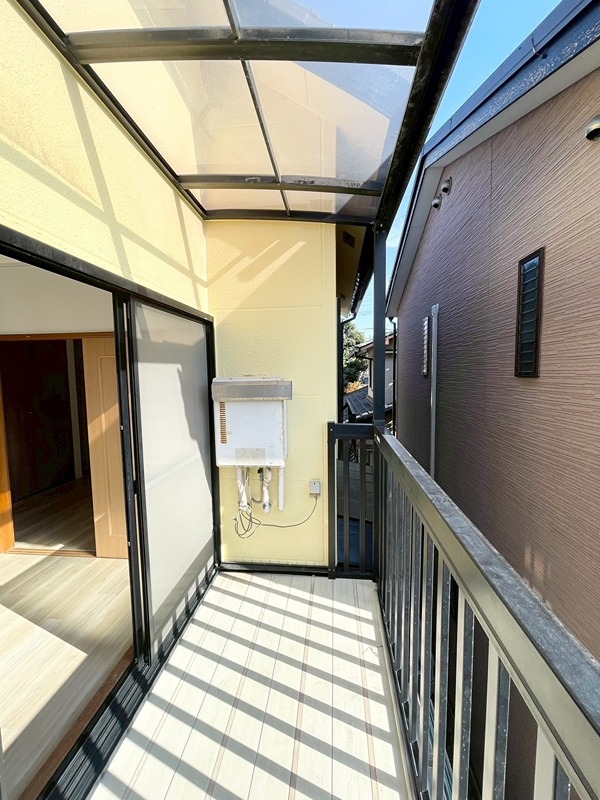 西伊興貸家 ベランダ