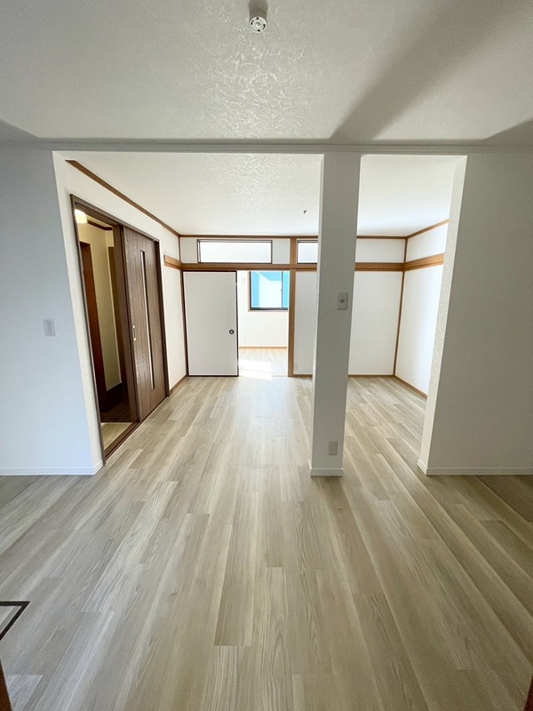 西伊興貸家 リビング