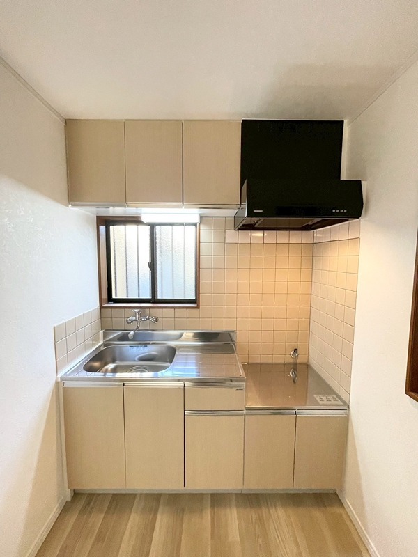 西伊興貸家 キッチン