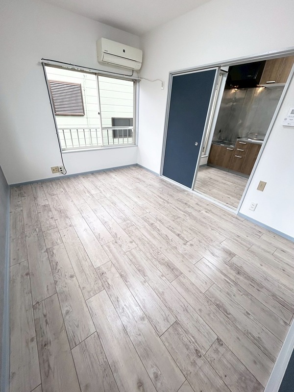 ホワイトパレスフジ  リビング