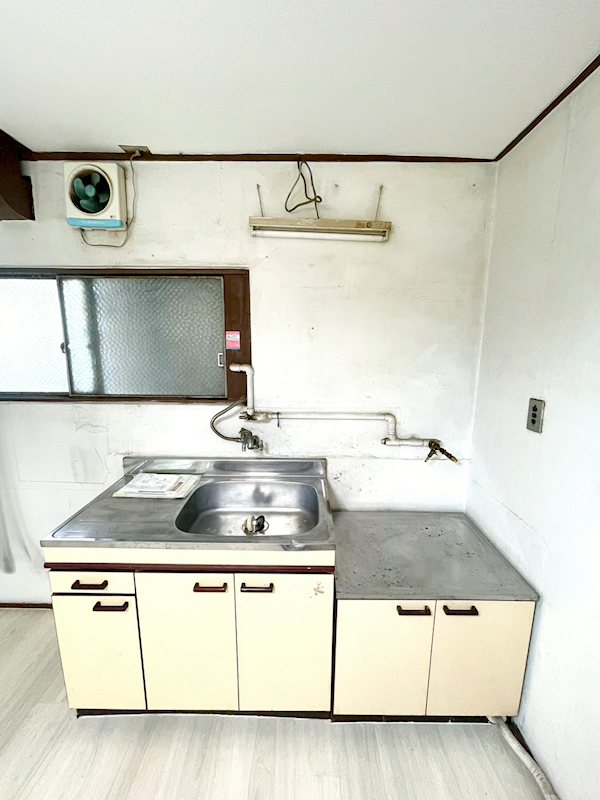 竹の塚ショッピングセンタービル キッチン