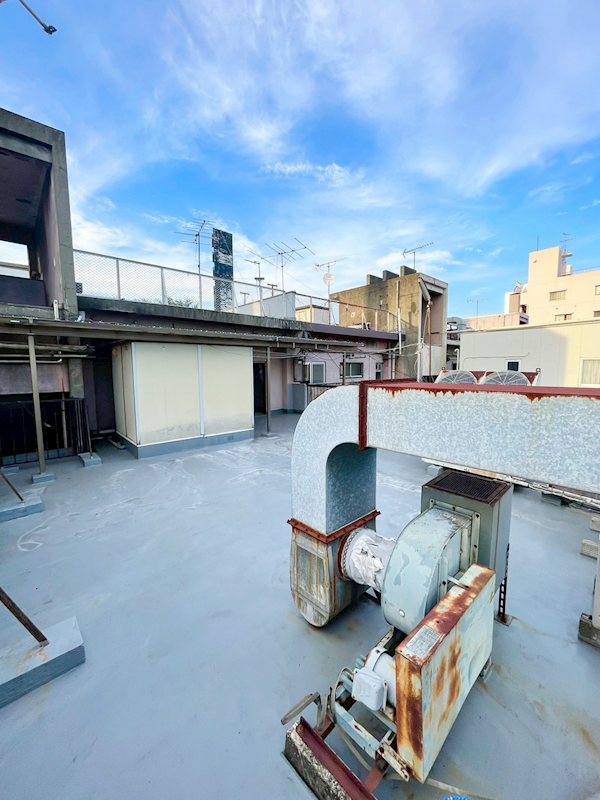 竹の塚ショッピングセンタービル ベランダ