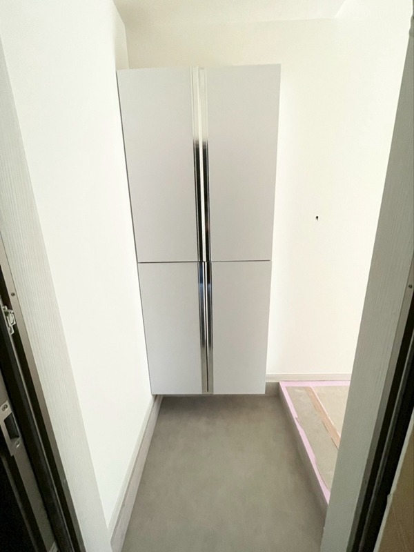 ミル　カサス 玄関