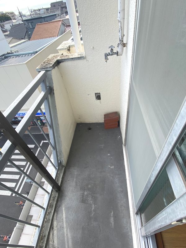 鴨下マンション   ベランダ