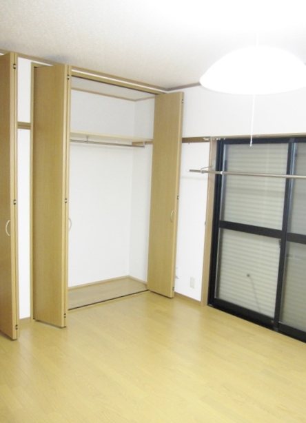 ハイツセンナリ リビング