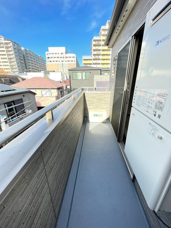 カスケード    ベランダ