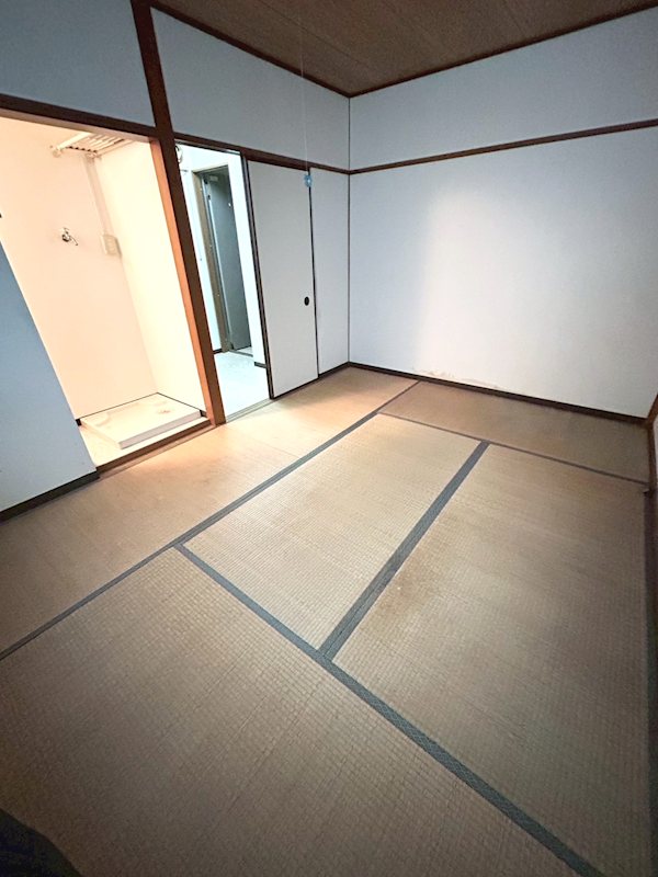 小島ビル ベッドルーム