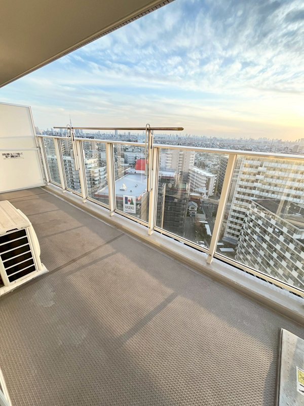 リライズガーデン西新井スカイレジデンス ベランダ