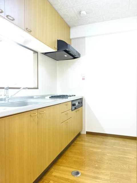 アーバンコート・タカサ キッチン