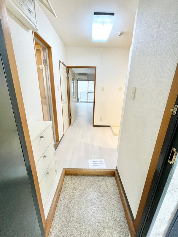 サンハイツ東恒  玄関