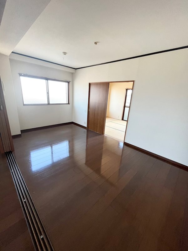 トウセイマンション リビング