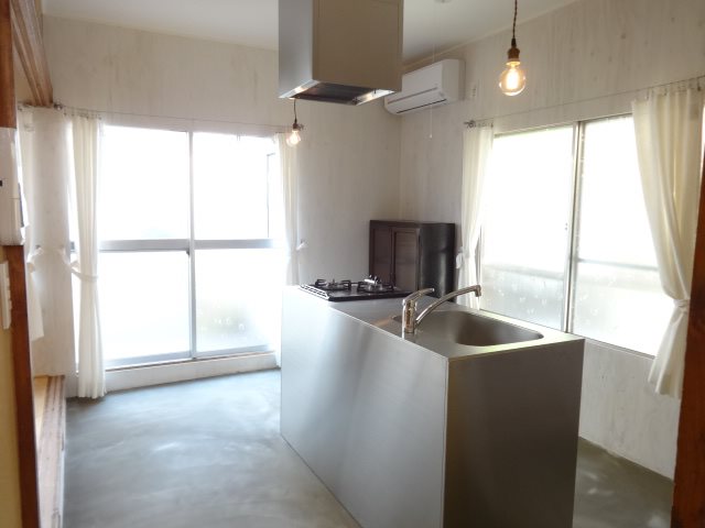 ワカミヤハイツ リビング