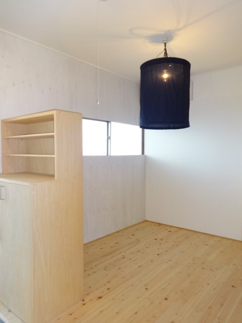 ワカミヤハイツ ベッドルーム