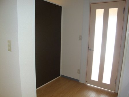 ネット第７７ビル リビング